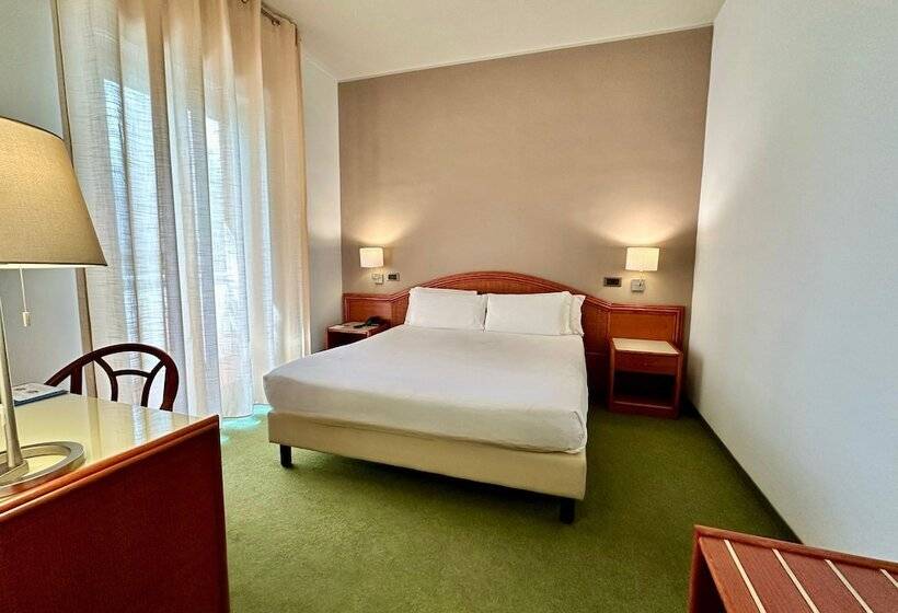 اتاق استاندارد, Riva Del Sole