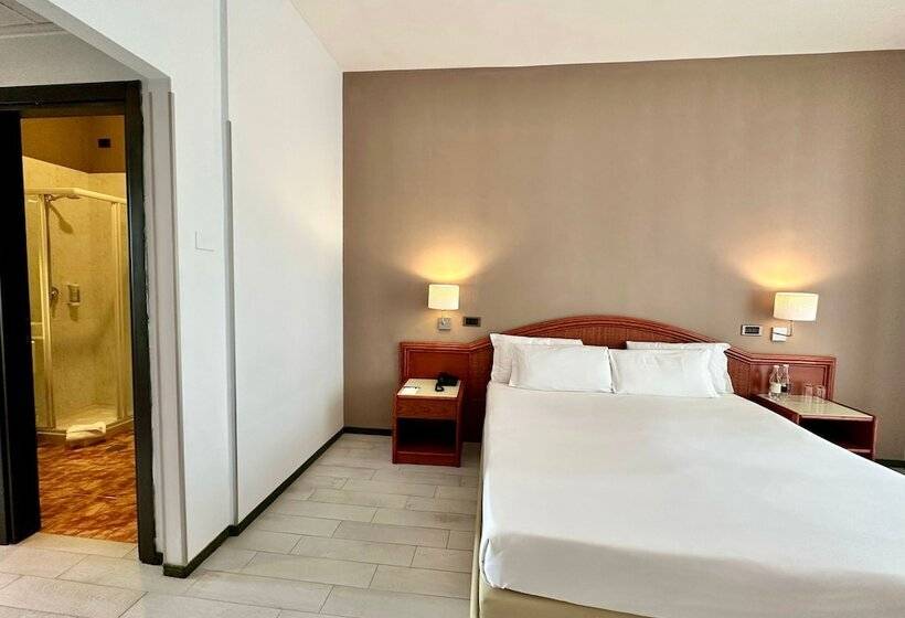 اتاق استاندارد, Riva Del Sole