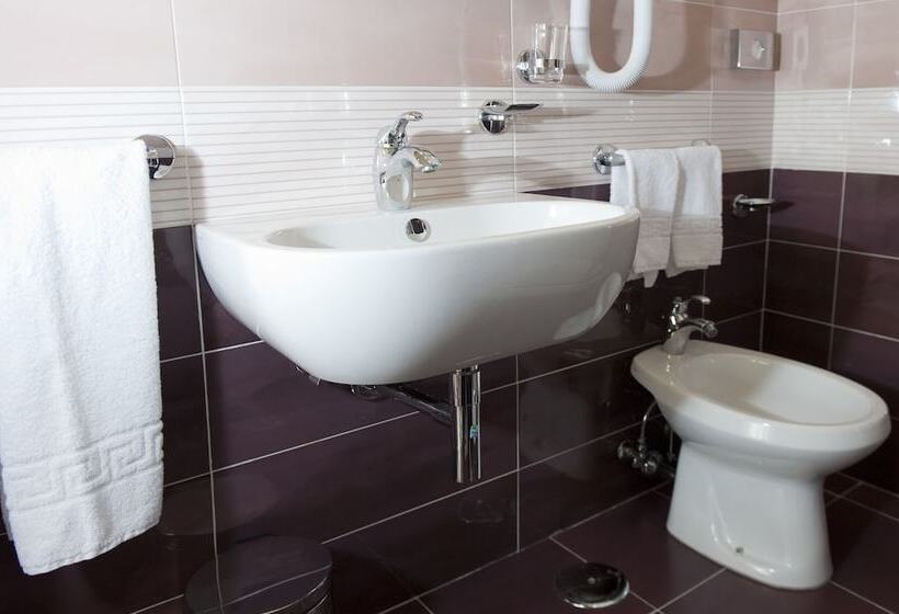 Номер Стандарт, San Pietro