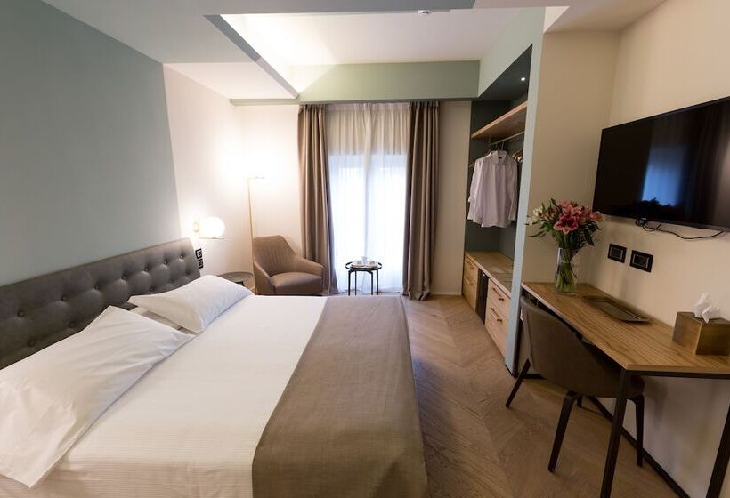 اتاق پرمیوم, Silla