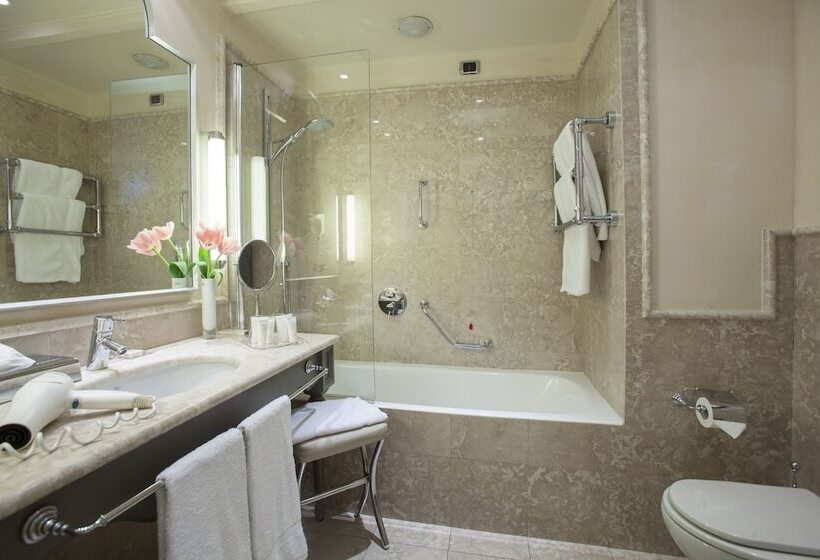 اتاق لوکس, Starhotels Tuscany