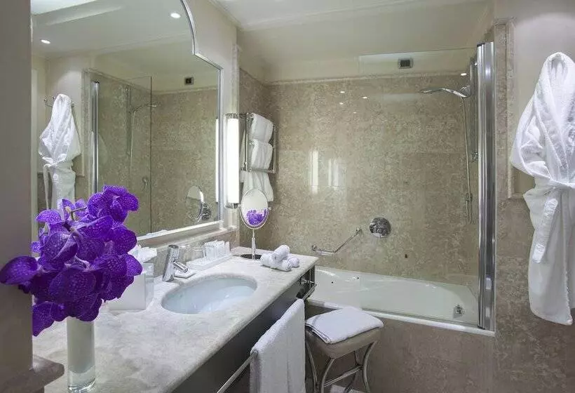 سوییت, Starhotels Tuscany