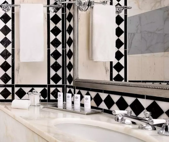 اتاق لوکس, The St. Regis Florence