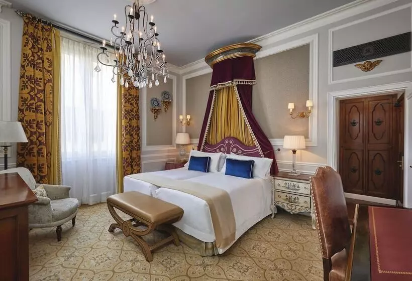 اتاق لوکس, The St. Regis Florence