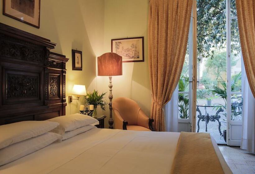 اتاق خانوادگی, Villa Liana