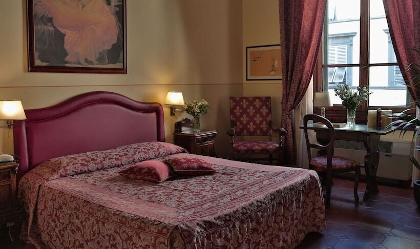 اتاق لوکس, Villa Liana