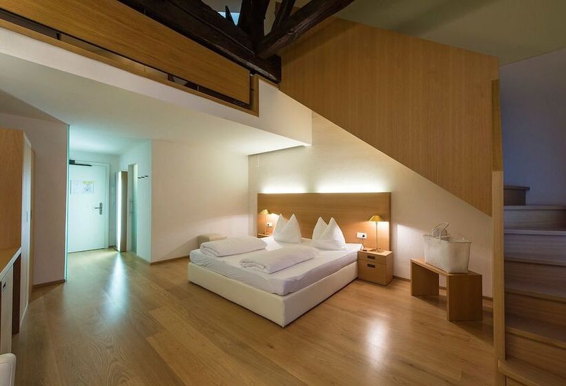 חדר סטנדרט, Goldener Stern