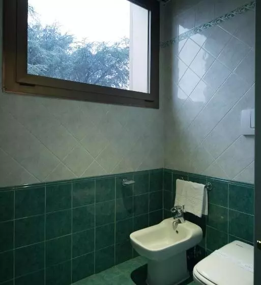 اتاق خانوادگی, Best Western Air Hotel Linate