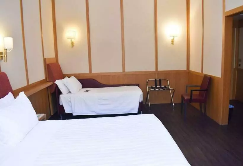 キングサイズベッドのスーペリアルーム, Hilton Garden Inn Rome Colosseum
