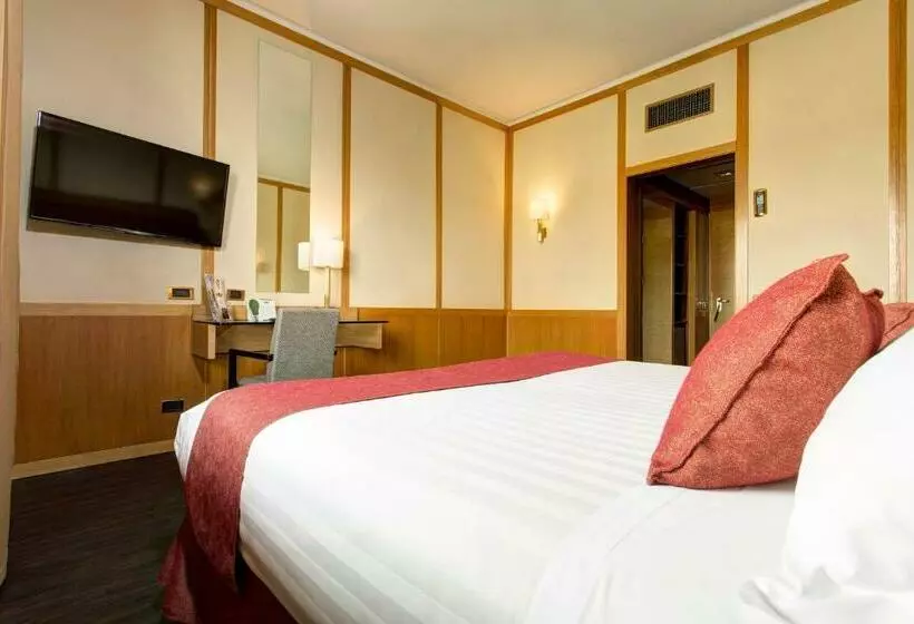コンフォートルーム, Hilton Garden Inn Rome Colosseum