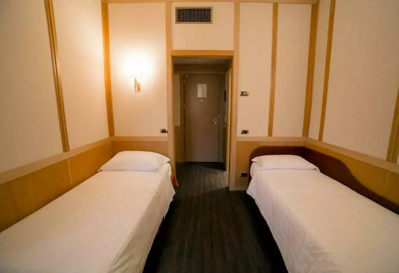 ファミリールーム, Hilton Garden Inn Rome Colosseum