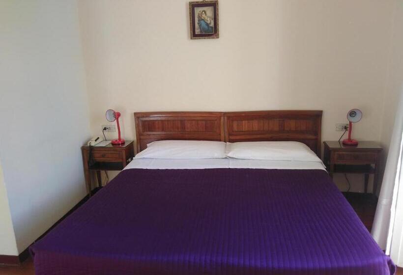 غرفة قياسية مطلّة علي البحر, Albergo Bandoni