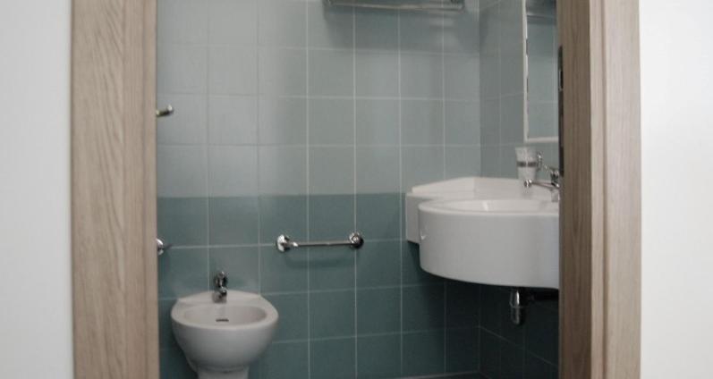 غرفة قياسية رباعية, Altamira