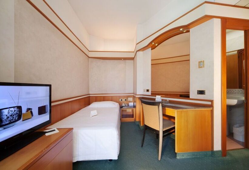 اتاق کلاسیک یک تخته, Ambasciatori