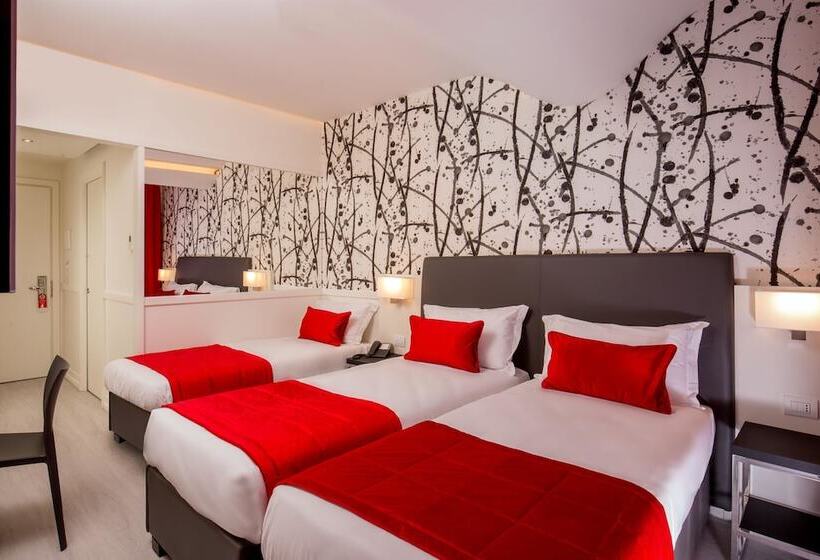 חדר סטנדרט לשלושה, American Palace Eur