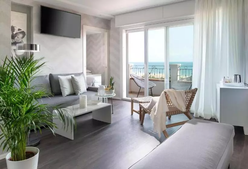سوییت, Atlantic Riviera Mare