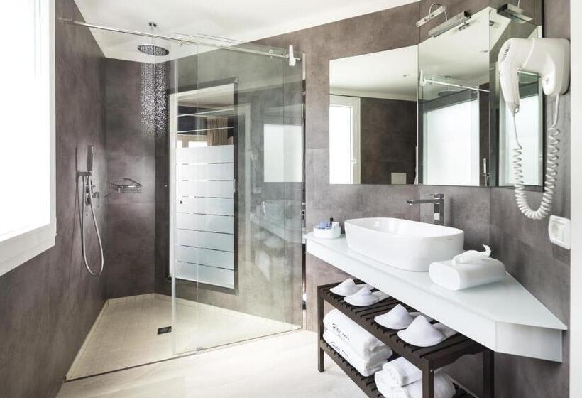 جناح, Atlantic Riviera Mare