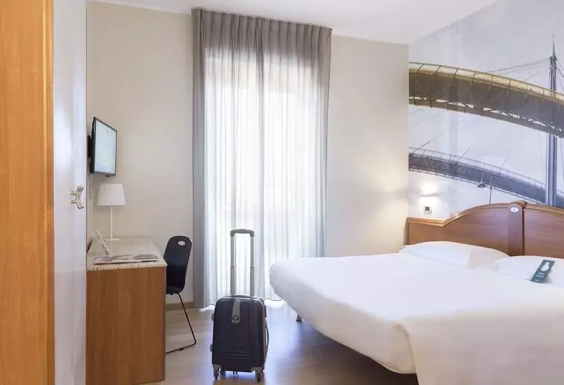 身障者適用スタンダードルーム, B&b Hotel Pescara