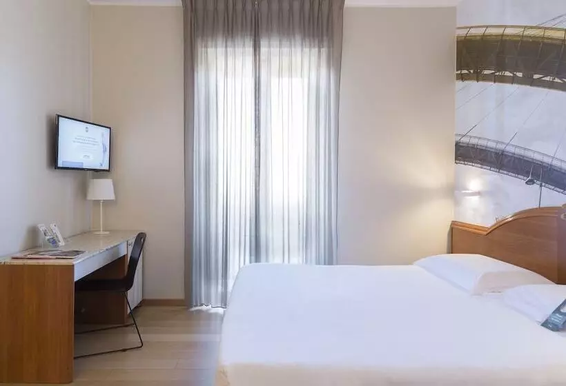 身障者適用スタンダードルーム, B&b Hotel Pescara