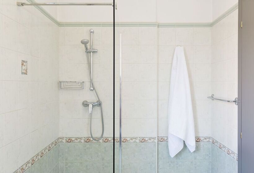 スタンダードトリプルルーム, B&b Hotel Pescara