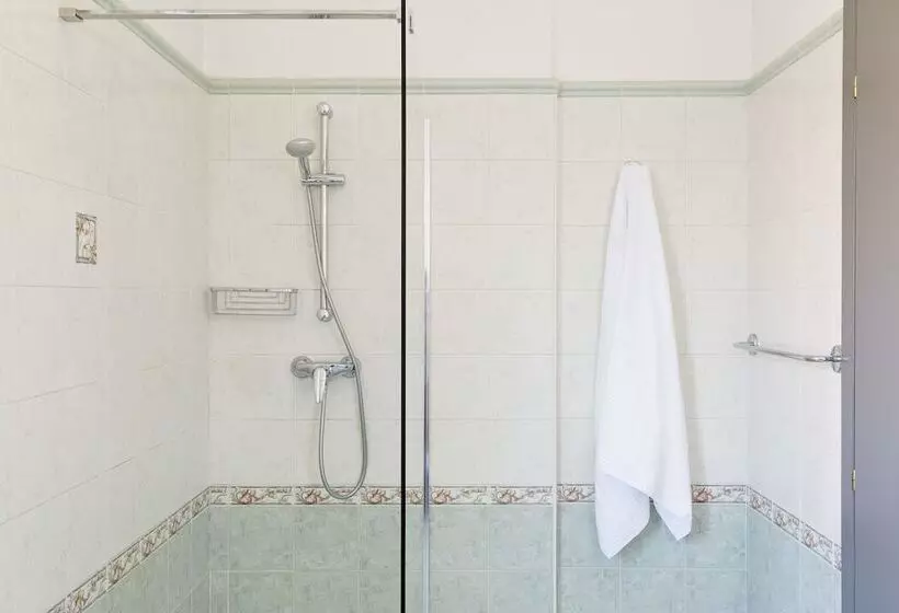 スタンダードトリプルルーム, B&b Hotel Pescara