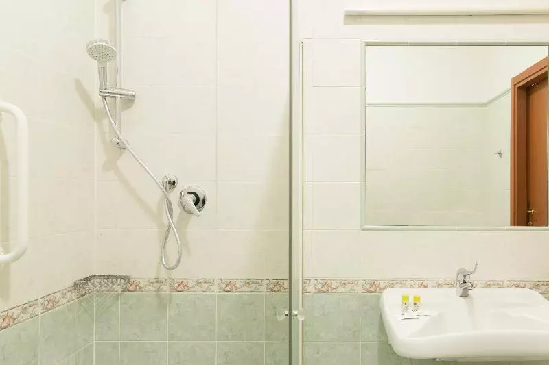 スタンダードシングルルーム, B&b Hotel Pescara
