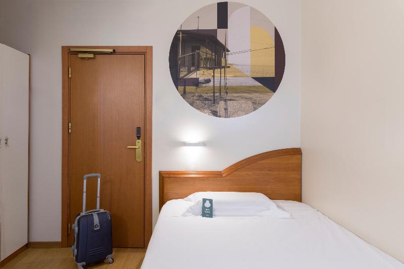 スタンダードシングルルーム, B&b Hotel Pescara