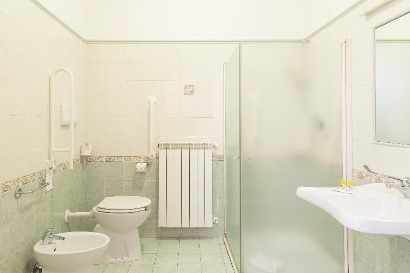 Cameră Standard Individuală, B&b Hotel Pescara