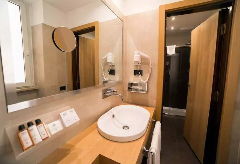 スタンダードルーム, Hilton Garden Inn Rome Colosseum
