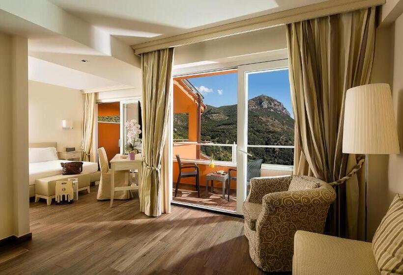 جناح جونيور, Boutique Hotel Torre Di Cala Piccola