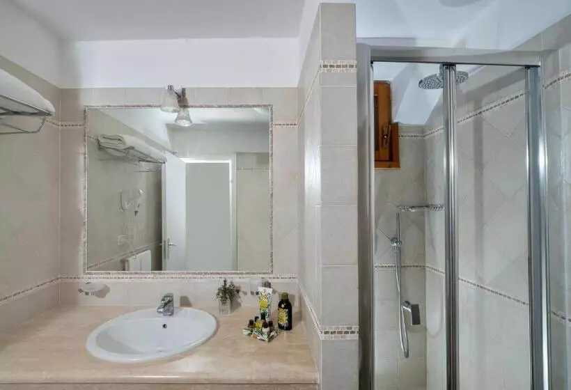 スーペリアールーム, Boutique Hotel Torre Di Cala Piccola