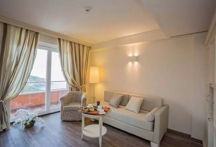 ジュニアスイート, Boutique Hotel Torre Di Cala Piccola