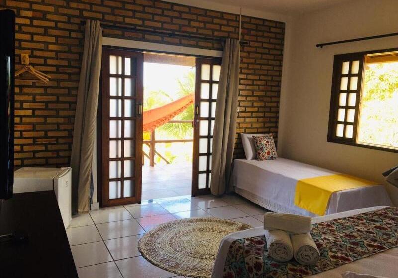 غرفة ديلوكس مطلّة علي البحر, Boutique Hotel Torre Di Cala Piccola