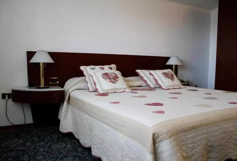Standard-huone, Centrale