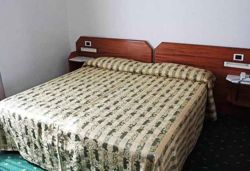 Standard-huone, Centrale