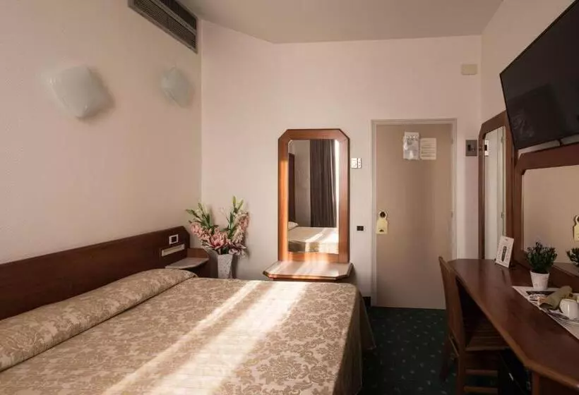 Standard-huone, Centrale