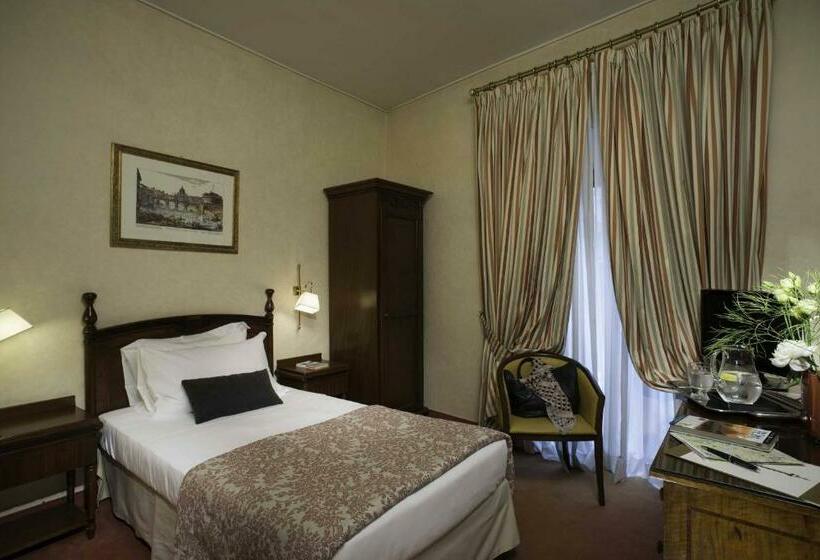 اتاق استاندارد یک نفره, Colonna Palace