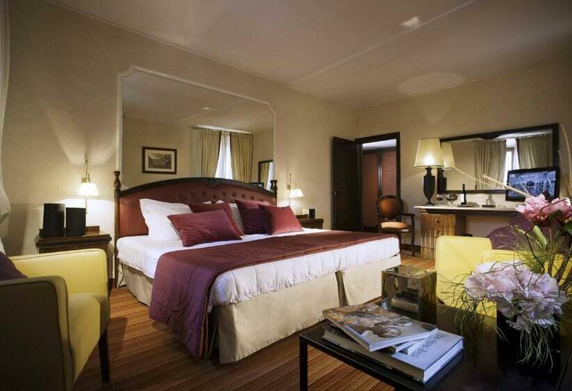 اتاق سوپریور با چشم‌انداز, Colonna Palace