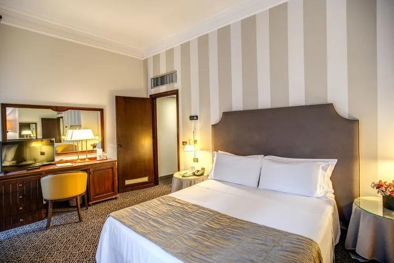 اتاق استاندارد, Colonna Palace