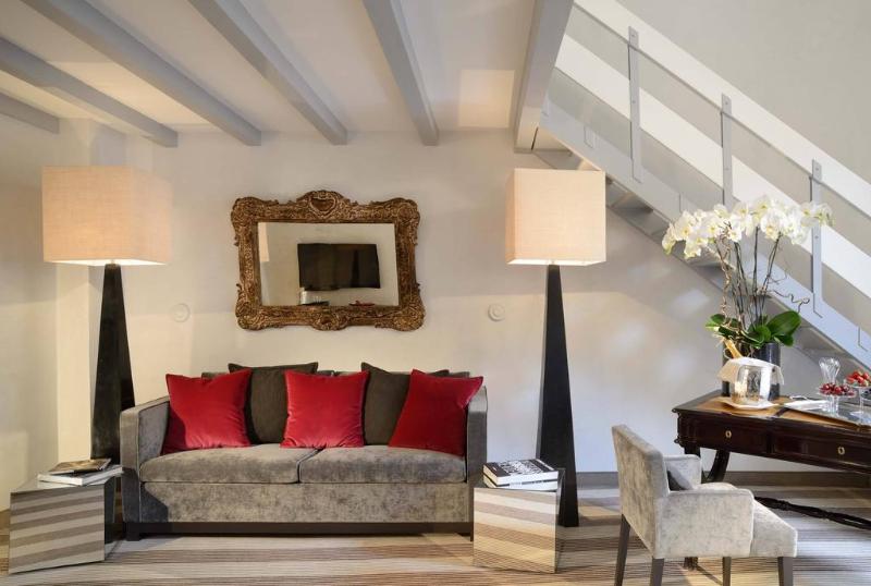 سوییت, Colonna Palace