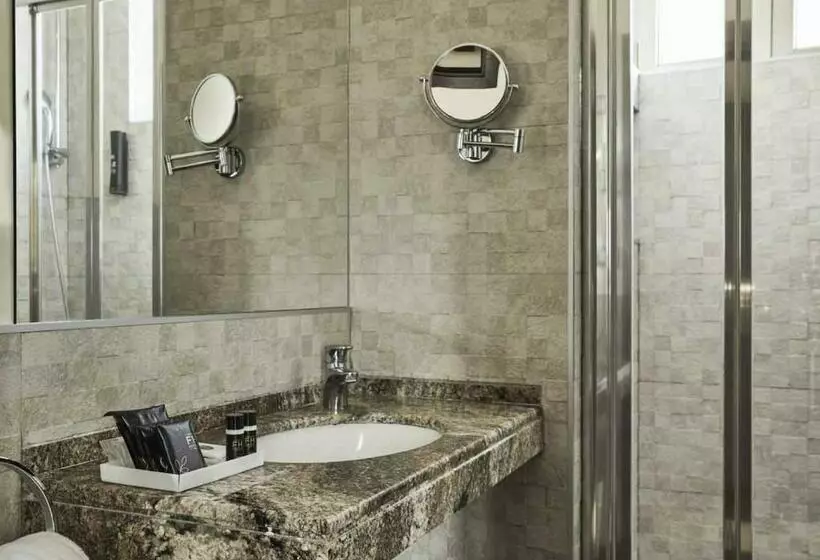 اتاق کلاسیک سه تخته, Fh55 Grand Hotel Palatino