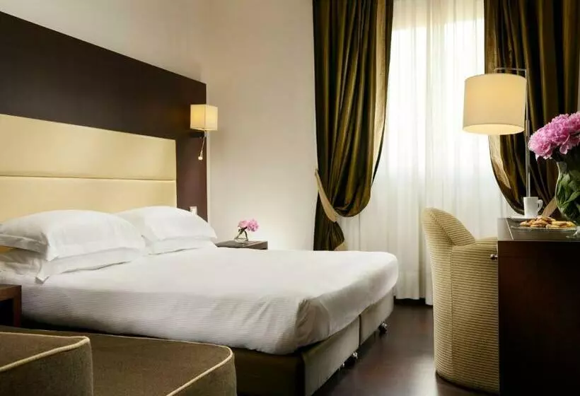 اتاق کلاسیک سه تخته, Fh55 Grand Hotel Palatino