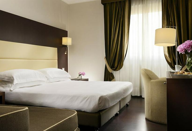اتاق کلاسیک سه تخته, Fh55 Grand Hotel Palatino