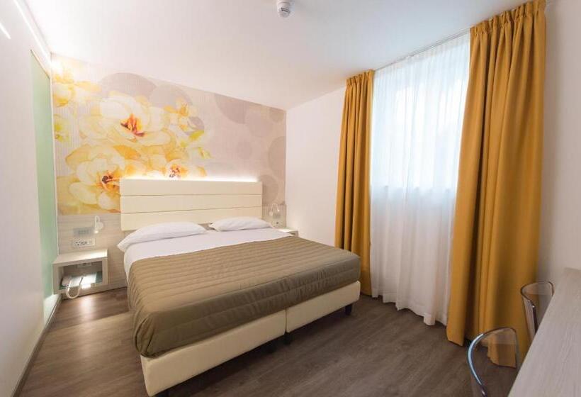 Номер Комфорт, Grand Hotel Liberty