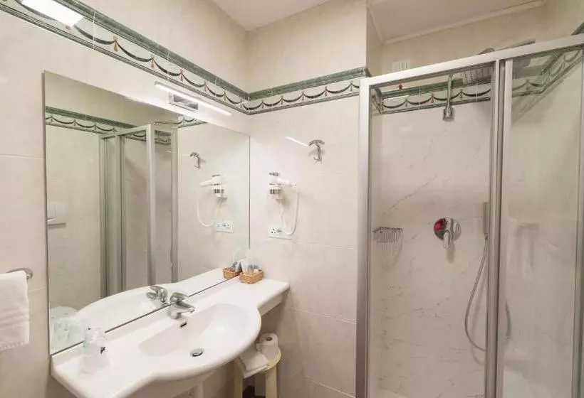اتاق سوپریور, Grand Hotel Liberty