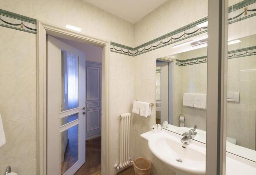 スーペリアールーム, Grand Hotel Liberty