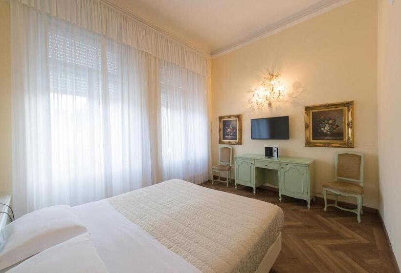 スーペリアールーム, Grand Hotel Liberty