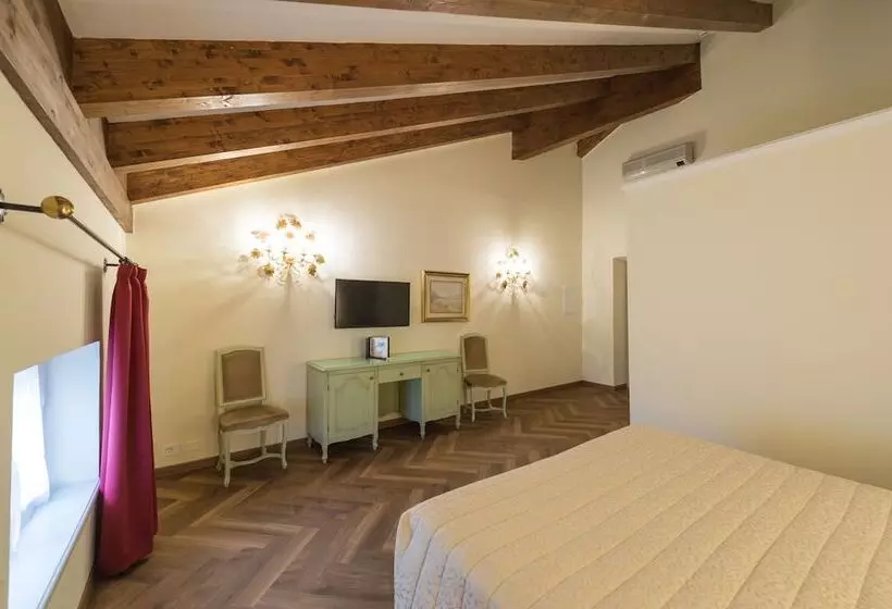اتاق استاندارد, Grand Hotel Liberty