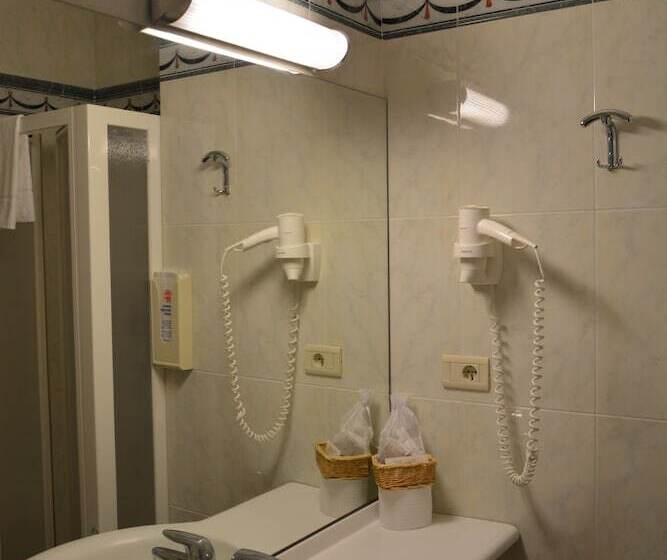 スーペリアールーム, Grand Hotel Liberty