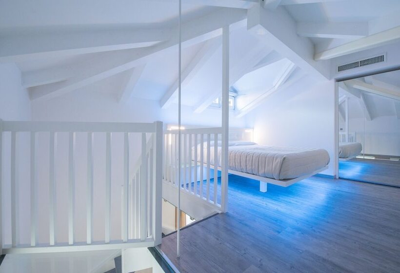 スイート, Grand Hotel Liberty